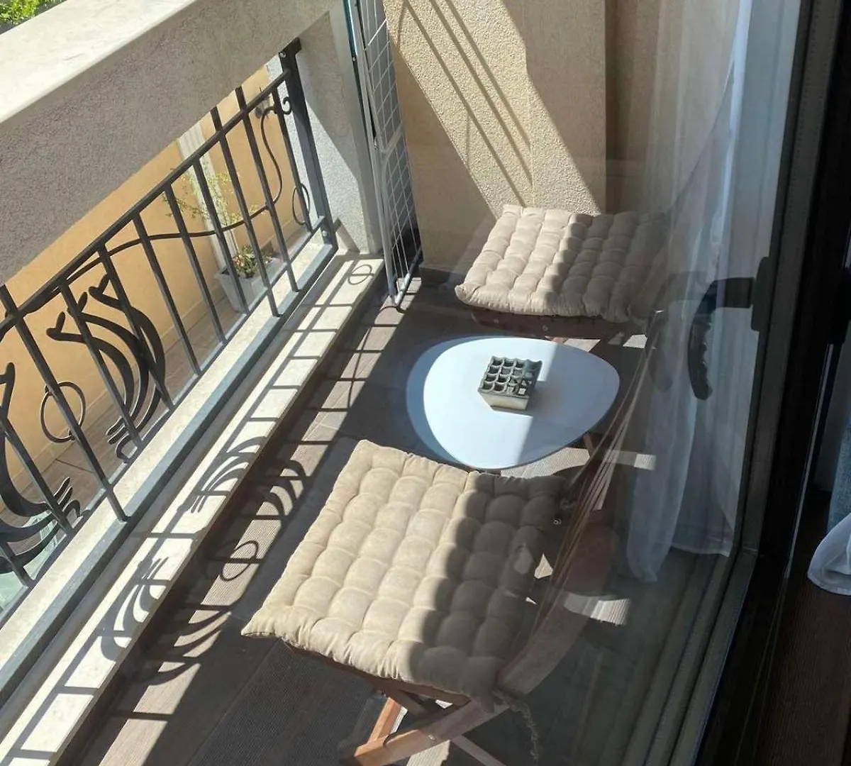 Sea Garden Apartment, Excellent Location With Free Parking Burgaz Daire